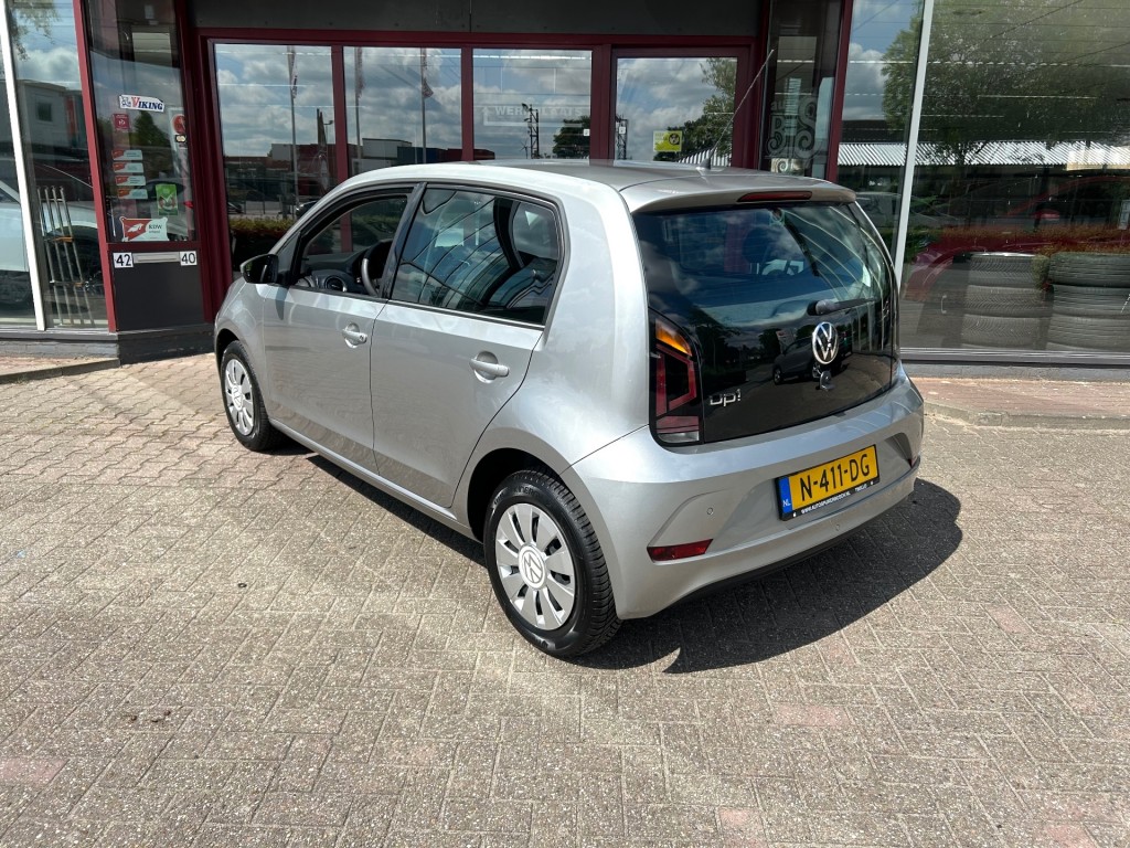 53186191-1.jpg