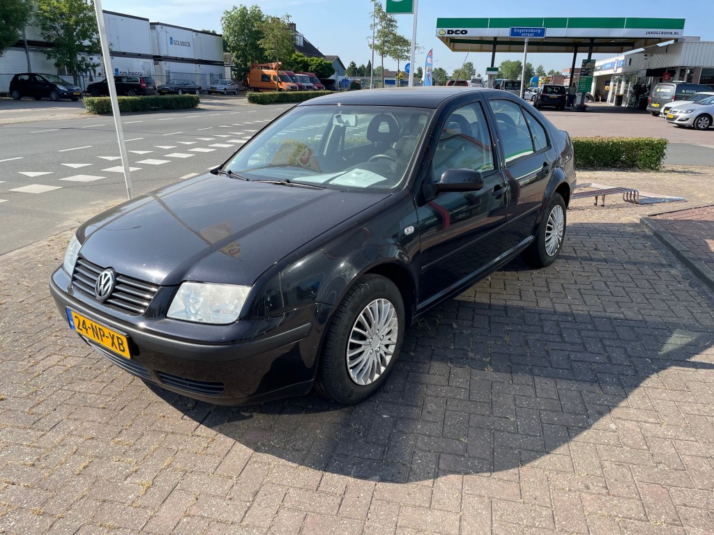 34065898