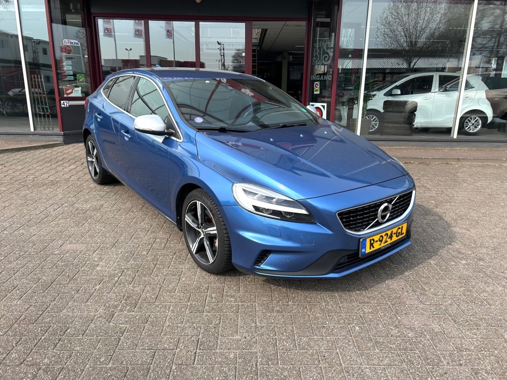 52038493